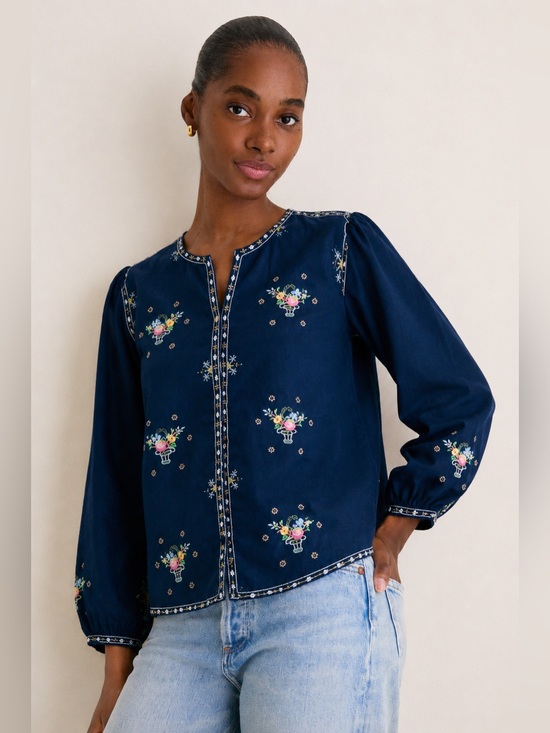 Vintage Tops - Vintage Lily Embroidered Blouse Garden Floral *124